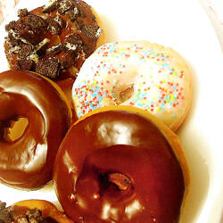 Bunte Donuts (vegan)