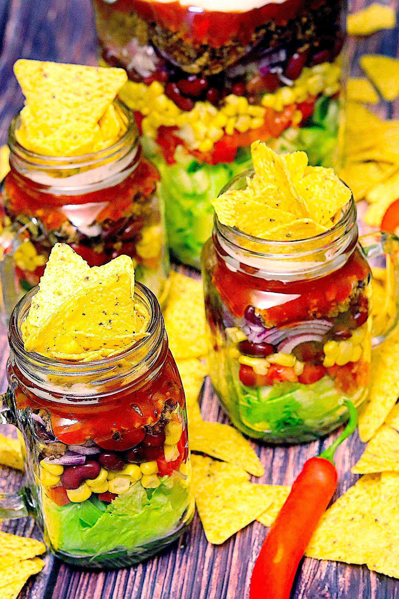 Veganer Nacho-Salat in Portionsgläsern