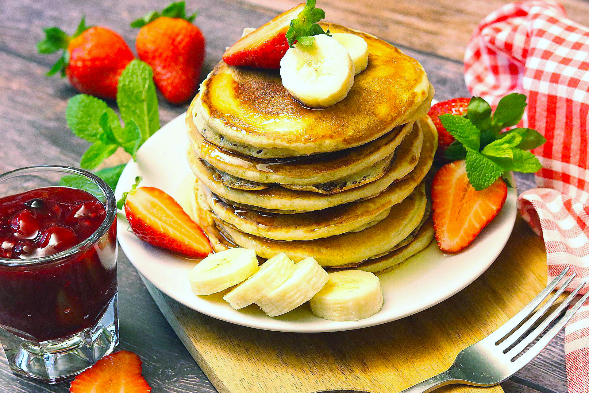 American Pancakes mit Obst