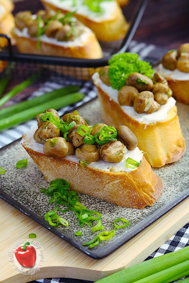Saftige Champignon-Crostini - HeftigVegan