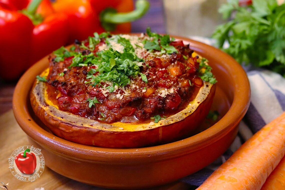 Deftig gefüllter Hokkaido - HeftigVegan