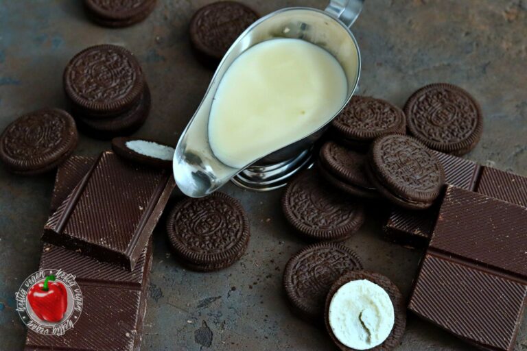 Veganer Oreo-Aufstrich - HeftigVegan Veganer Oreo-Aufstrich - HeftigVegan