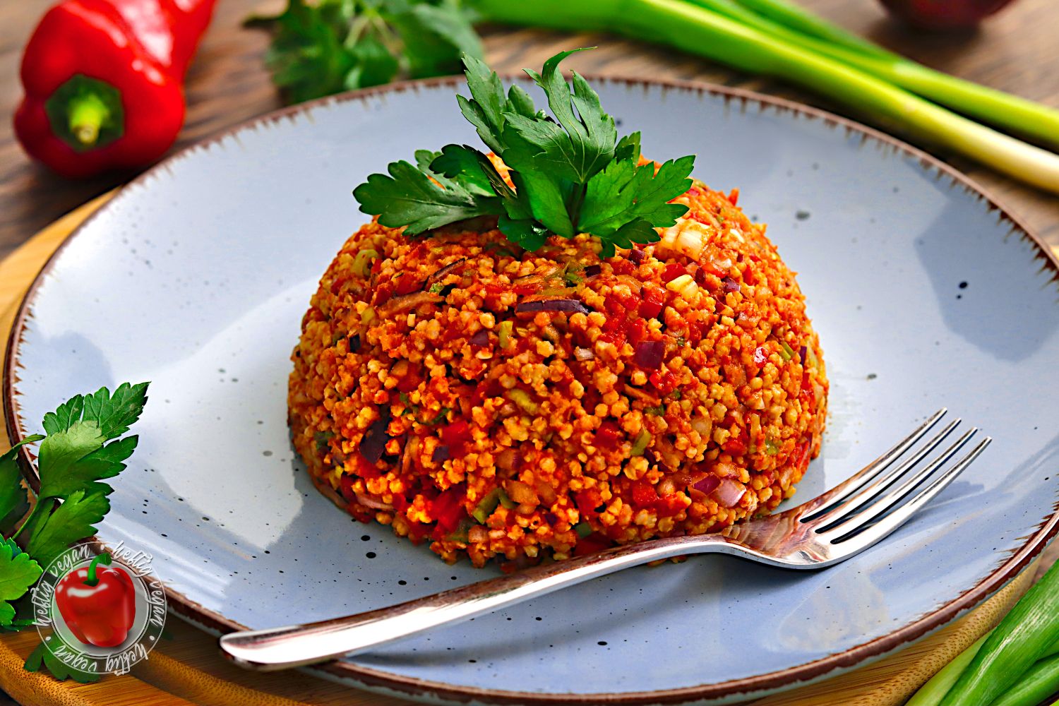 Würziger Hirsesalat mit Paprika - HeftigVegan